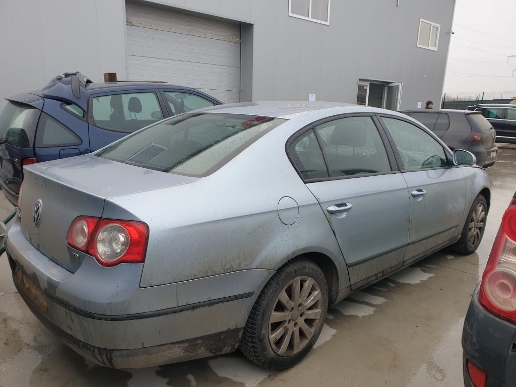 Chedere Volkswagen Passat B6 2006 Berlin