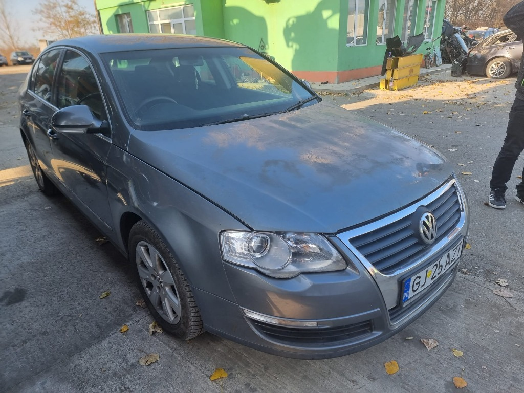 Chedere Volkswagen Passat B6 2006 berlin