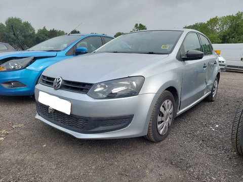 Chedere Volkswagen Polo 6R 2010 HATCHBACK 1.2 i CGPB