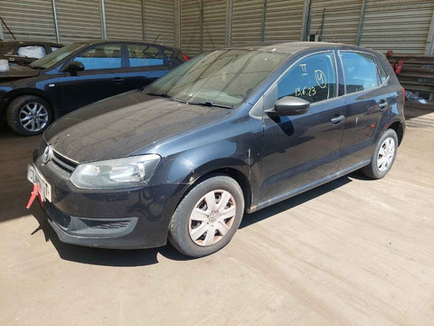 Chedere Volkswagen Polo 6R 2011 Hatchback 1.2i CGPA