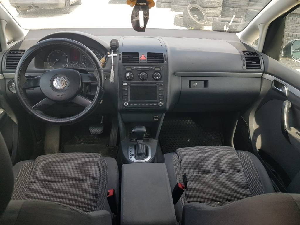 Chedere Volkswagen Touran 2007 Monovolum