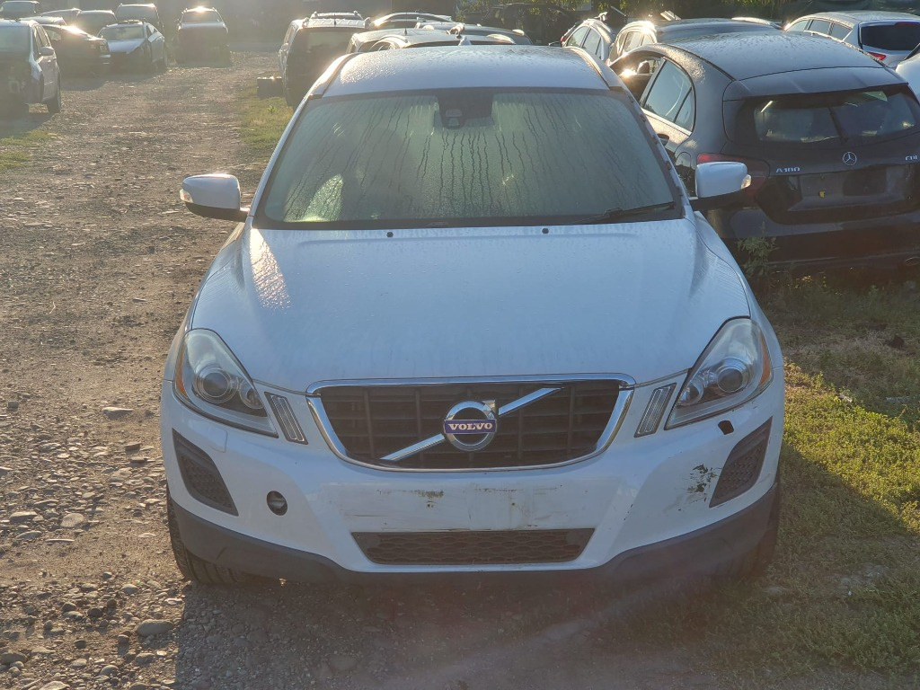 Chedere Volvo XC60 2010 SUV 2.0