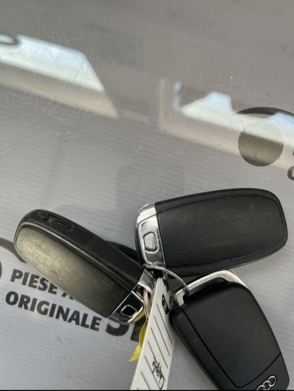 Cheie Audi A4 B8 2012 cod 8T0959754D