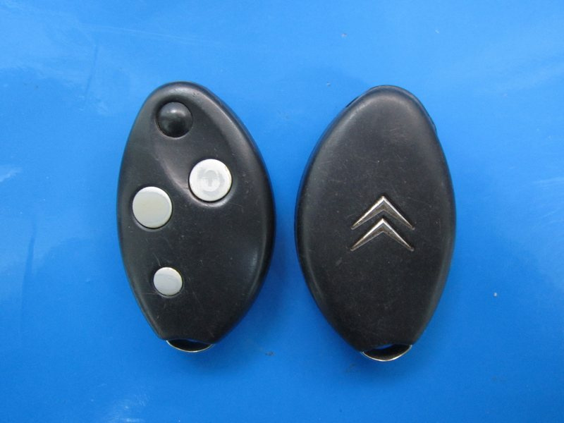 Cheie cu telecomanda Citroen C5 3but 7936 433 SH