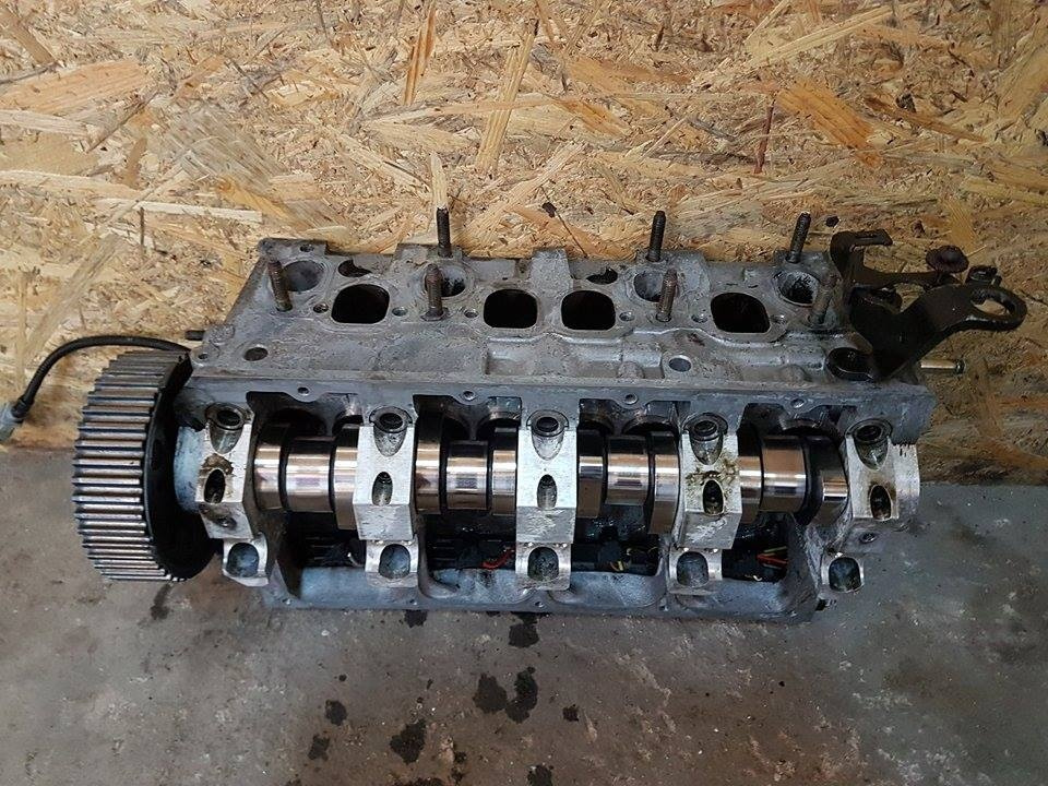 Chiulasa 038103373r vw golf V plus 1.9 tdi bls 105 cai cu dpf