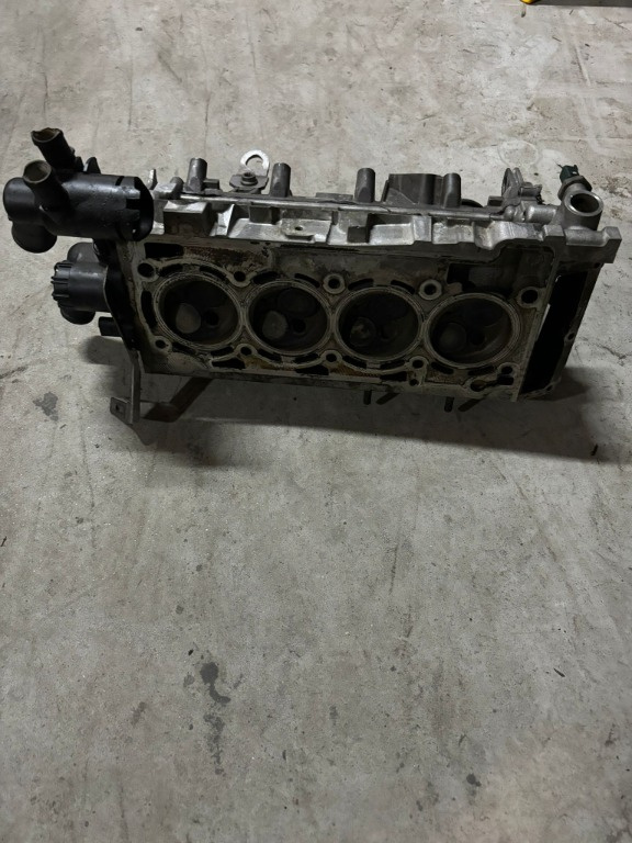 Chiulasa completa VW Seat Skoda 1.2 tsi 2010-2016 motor CBZ cod chiulasa 03F103373D