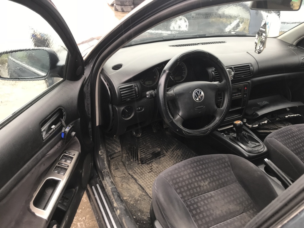 Chiulasa VW Passat B5 2002 combi 1,9 tdi