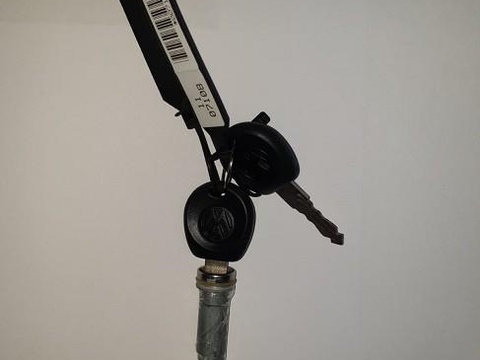 Cilindru cu cheie Volkswagen Passat B4 (1988-1996) 3A0 827 573