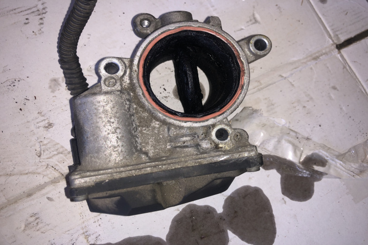 Clapeta acceleratie 03L128063K V100 03L128063K V10