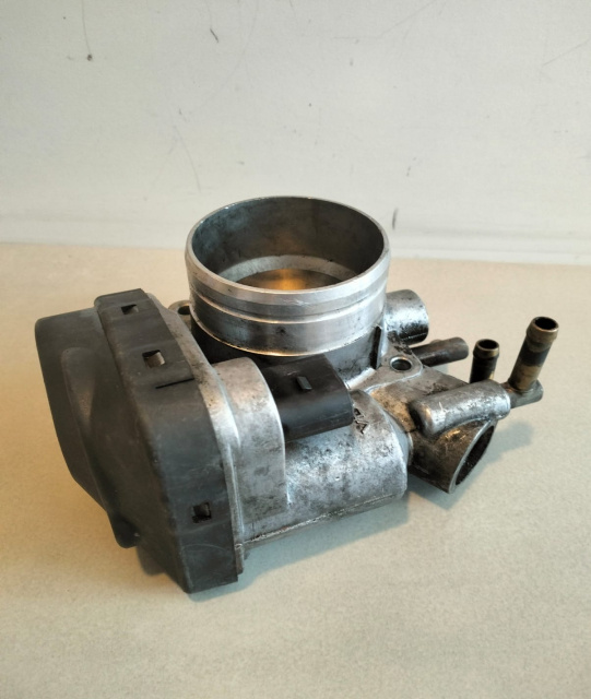 Clapeta Acceleratie 06a 133 062 a / 06a133062a Volkswagen VW Bora [1998 - 2005]