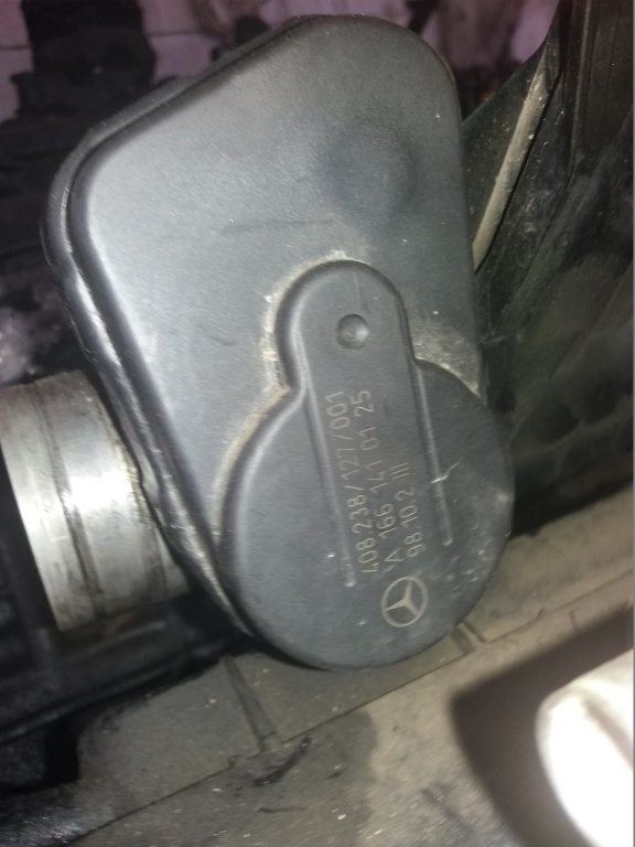Clapeta Acceleratie A1661410125 Mercedes A-class w168 benzina 1999 in stare buna de functionare