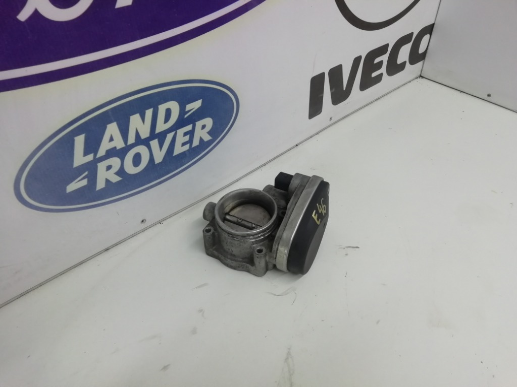 Clapeta acceleratie BMW Seria 3 E46 318i Cod 13541