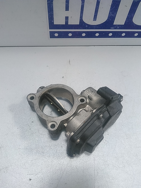 Clapeta acceleratie, BMW Seria V F10 2010-2014, 2.