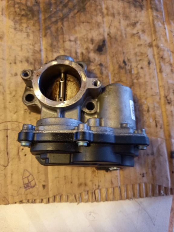 Clapeta acceleratie Dacia Logan 2 Sandero 2 cod produs:161204132R /H8201547345
