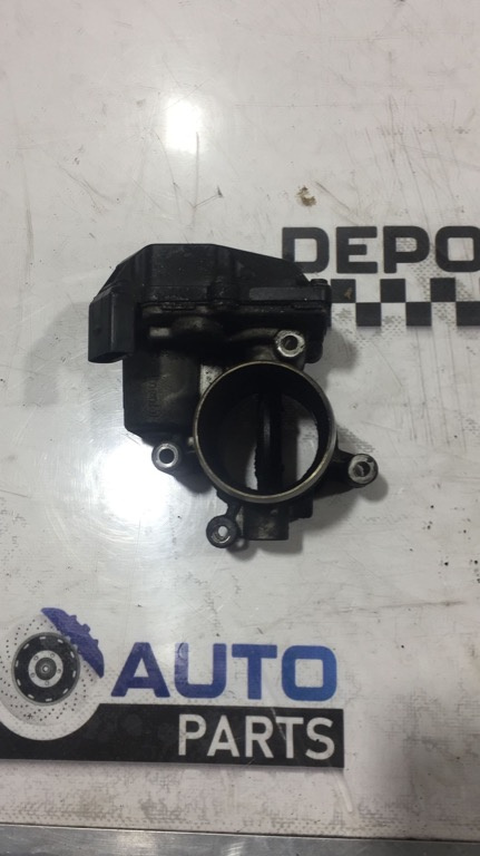 CLAPETA ACCELERATIE GOLF 5 2007 2.0 TDI COD 03L 128 063 E
