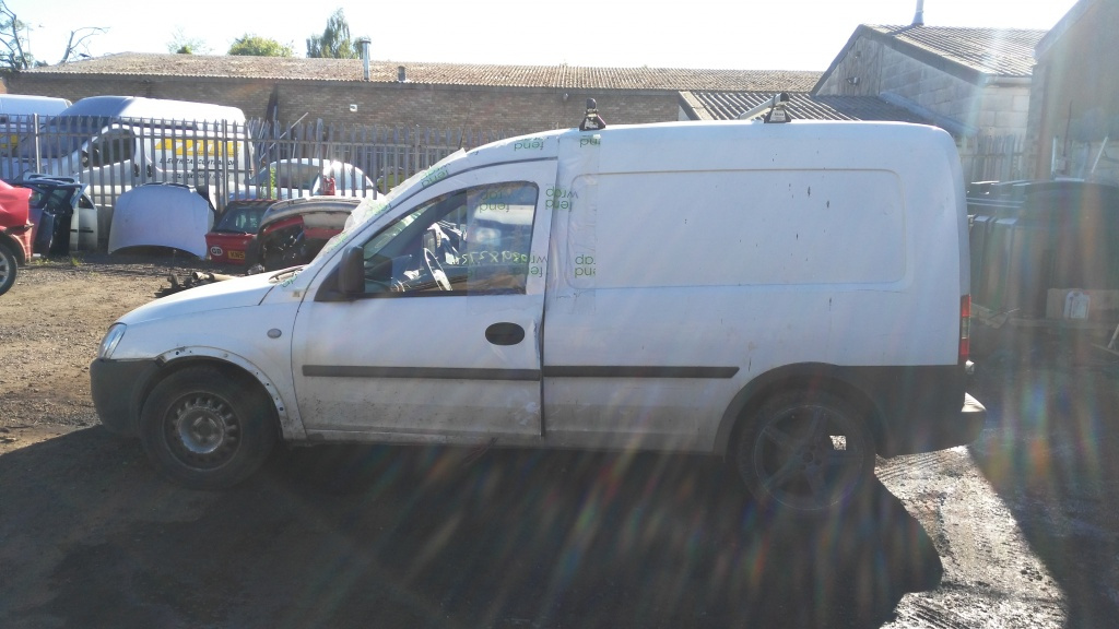 Clapeta acceleratie Opel Combo 2005 VAN 