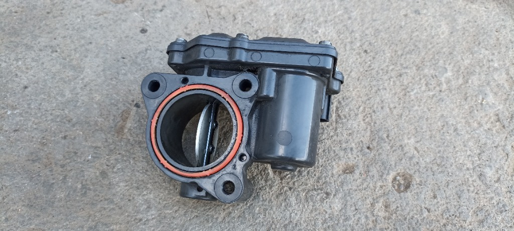 Clapeta acceleratie Renault Megane 3, 1.