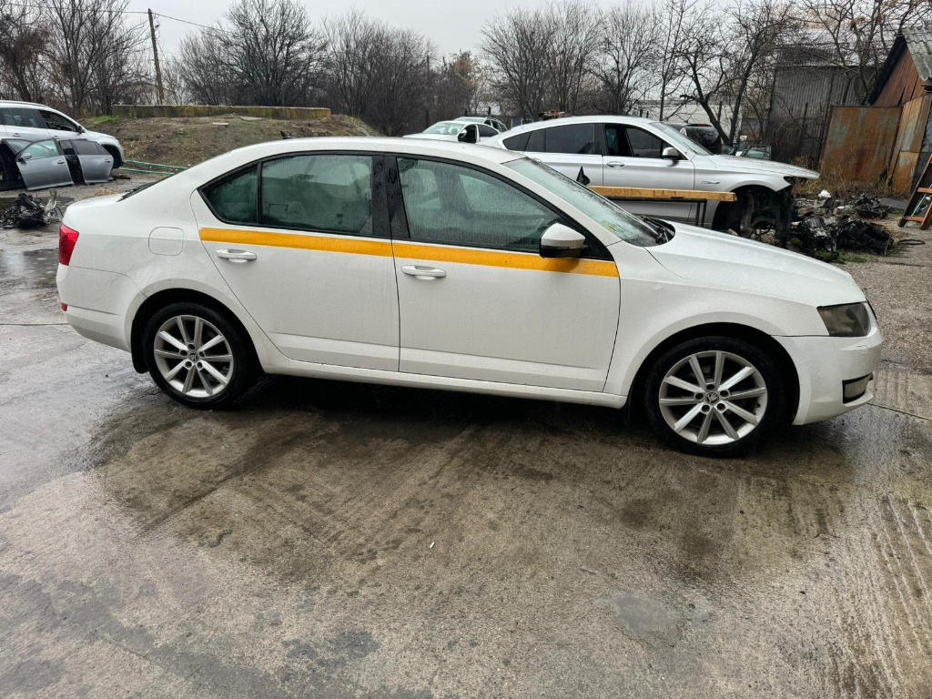 Clapeta acceleratie Skoda Octavia 3 2016