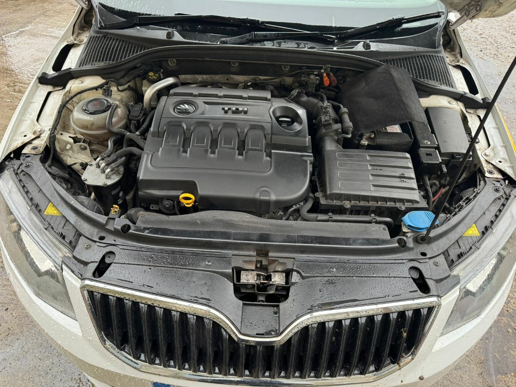 Clapeta acceleratie Skoda Octavia 3 2016