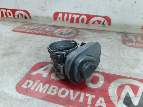 CLAPETA ACCELERATIE VOLKSWAGEN GOLF IV 2000 OEM:038128063C.