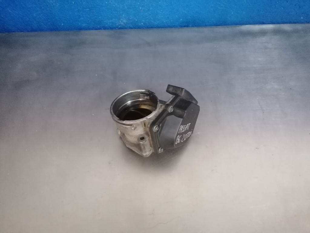 Clapeta acceleratie VW Passat B6 Transporter T5 Golf 5 2.0 TDI Cod 03G128063A