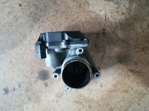 Clapeta acceleratie VW Passat B7 2.0 TDI motor CFF cod 03L128063K