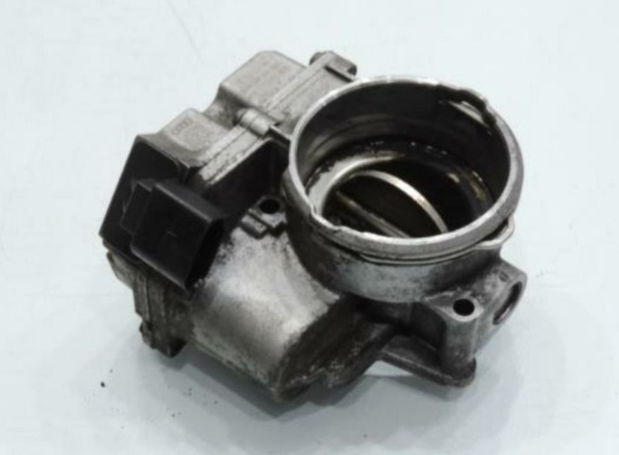 CLAPETA ACCELERATIE VW TOURAN 2.0 TDI COD 03G128063V