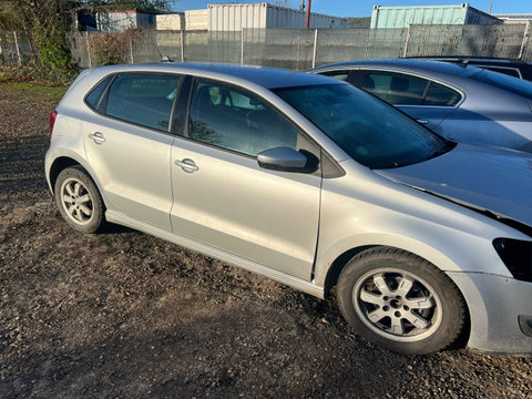 Claxoane Volkswagen VW Polo 5 6R [2009 - 2015] Hatchback 5-usi 1.2 TDi MT (75 hp) volan stanga ⭐⭐⭐⭐⭐