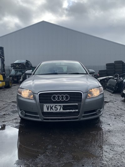 Claxon Audi A4 B7 2007 Berlina 2.0TDI BRE