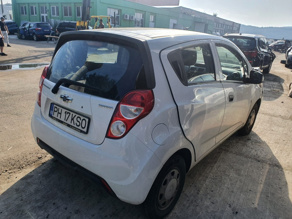 Claxon Chevrolet Spark 2013 hatchback 1.