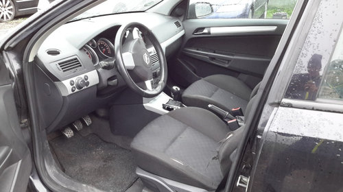 Claxon Opel Astra H 2004 hatchback 1.8