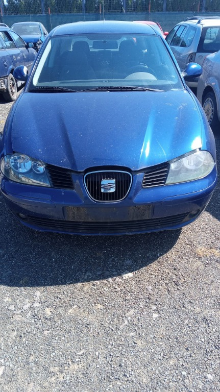 Claxon Seat Ibiza 2004 hatchback 1.4i