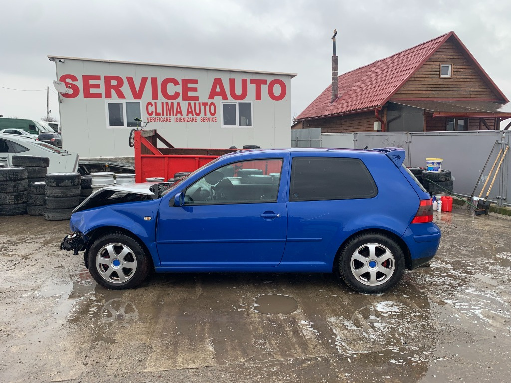 Claxon Volkswagen Golf 4 1999 hatchback 