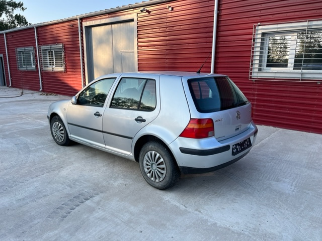 Claxon Volkswagen Golf 4 2001 Hatchback 