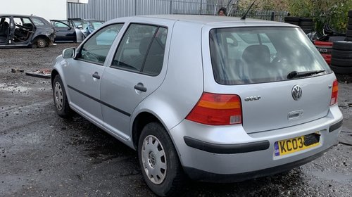 Claxon Volkswagen Golf 4 2003 Hatchback 