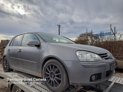 Claxon Volkswagen Golf 5 2004 Hatchback 2.0 diesel