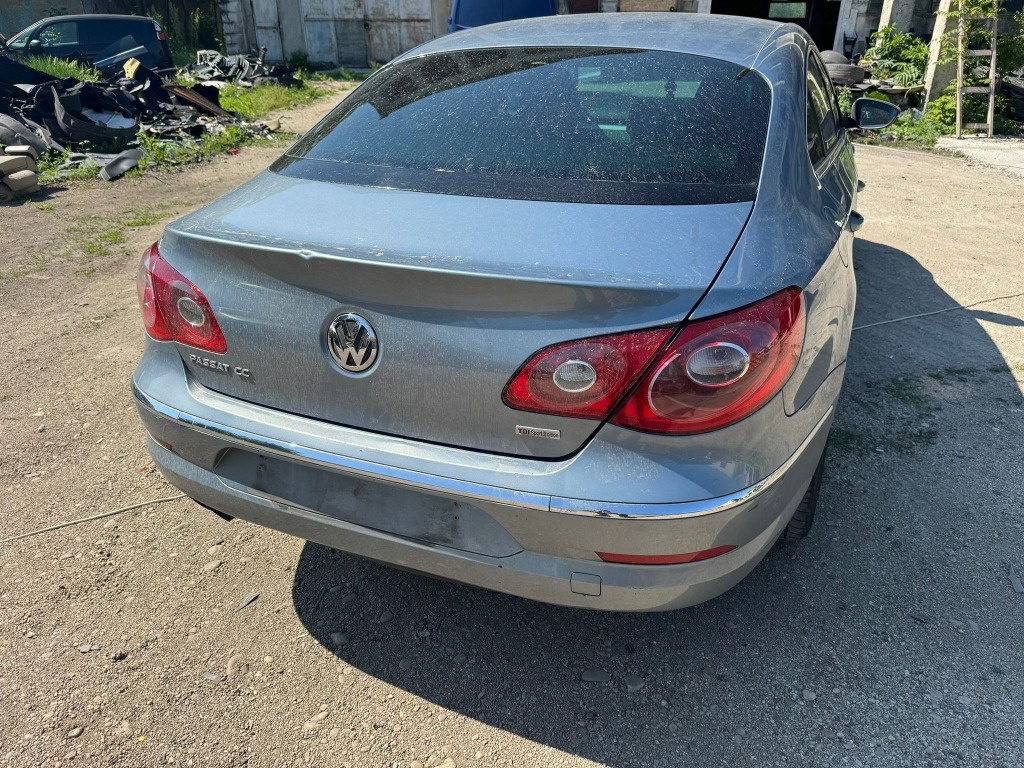 Claxon Volkswagen Passat CC 2010 Coupe 2