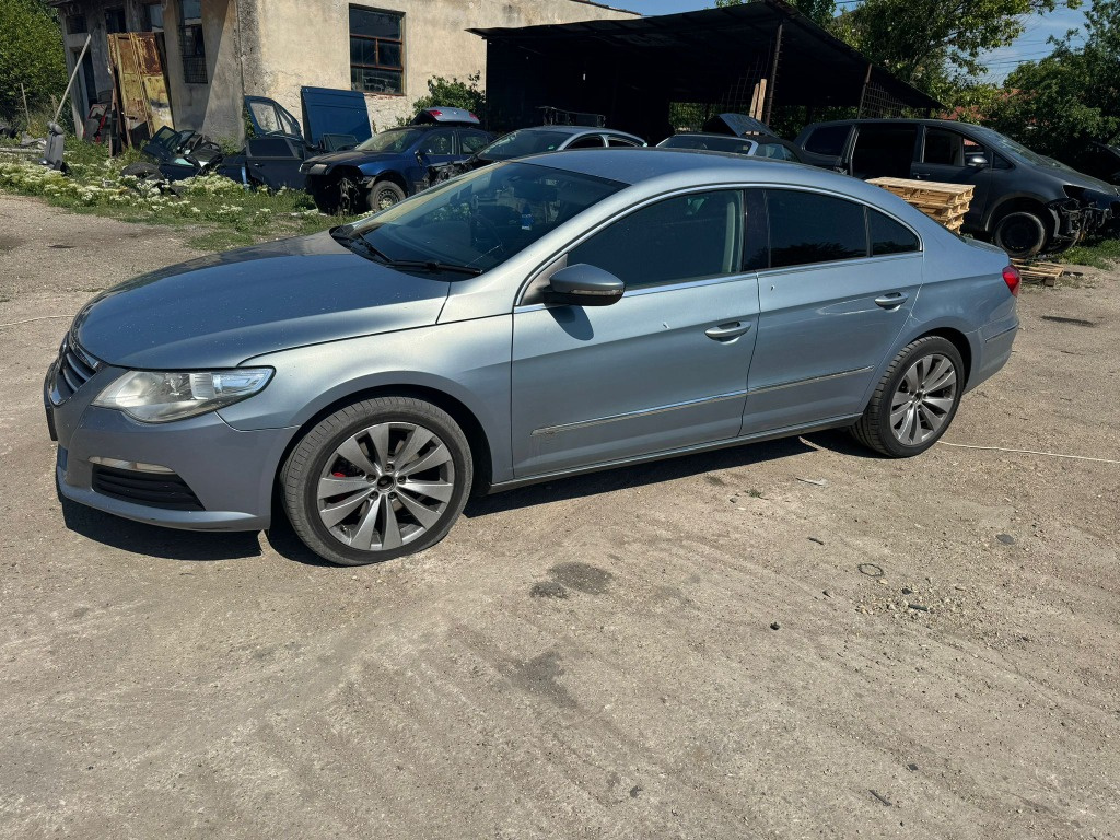 Claxon Volkswagen Passat CC 2010 Coupe 2