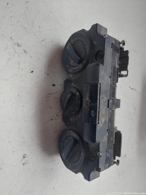 Climatizare VOLKSWAGEN CADDY (6K9, 9E7, 9E9) [ 2002 - 2009 ]