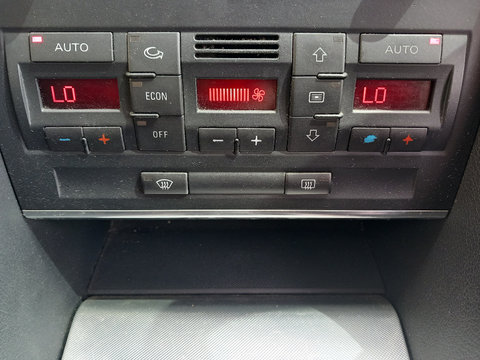 Climatronic 2DIN Audi A4 B7 (8E) Berlina