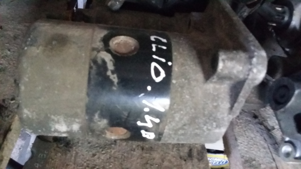 Clio 2 14 benzci electromotor
