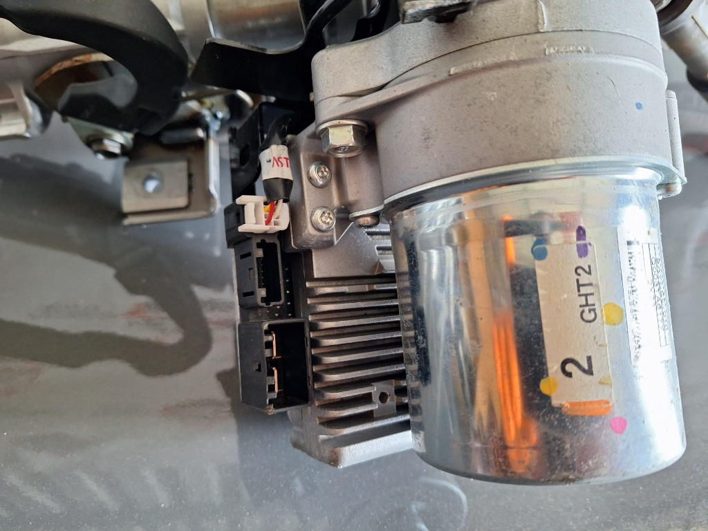 Coloana directie Q003TA6177 MAZDA 6 Seda