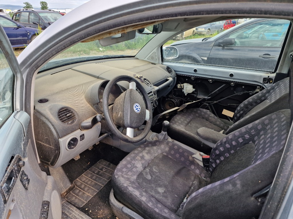 Comanda AC Volkswagen New Beetle 2002 1.6 Benzina AYD 75KW/102CP
