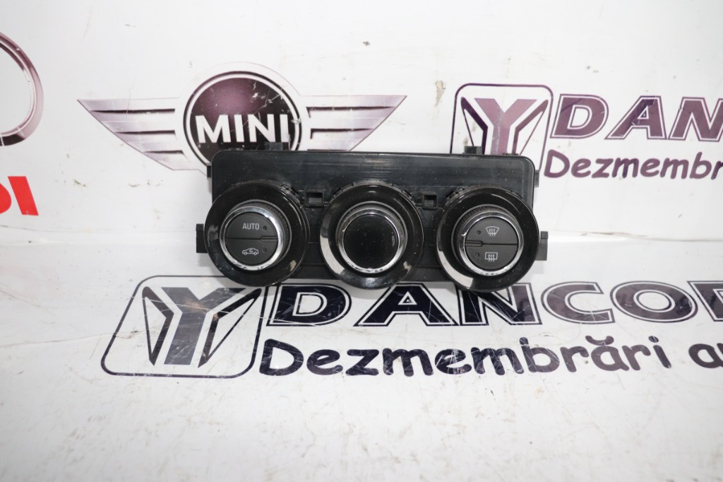 COMANDA CLIMA DACIA DUSTER AN 2016 / 13468064