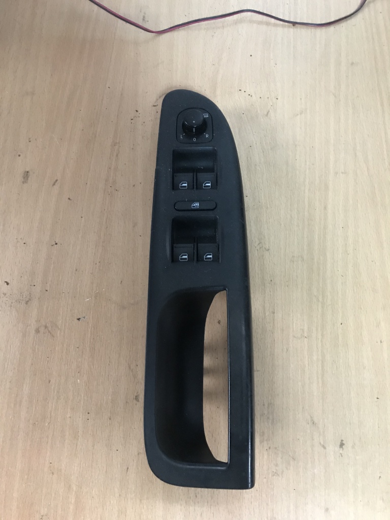 Comanda geamuri electrice vw golf 5 jetta cod 1k4959857b