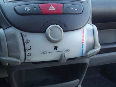 Comenzi AC aer caldura Toyota Aygo 2006-2012 dezmembrez Aygo 1.0 manua