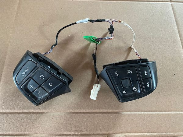 Comenzi volan VOLVO XC60 2014+ 31334463 31334456
