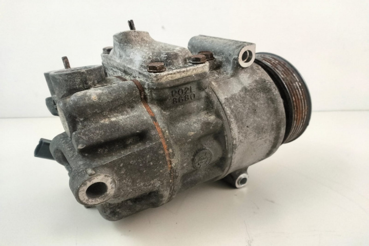 Compresor AC 1K0820803S Volkswagen VW Pa