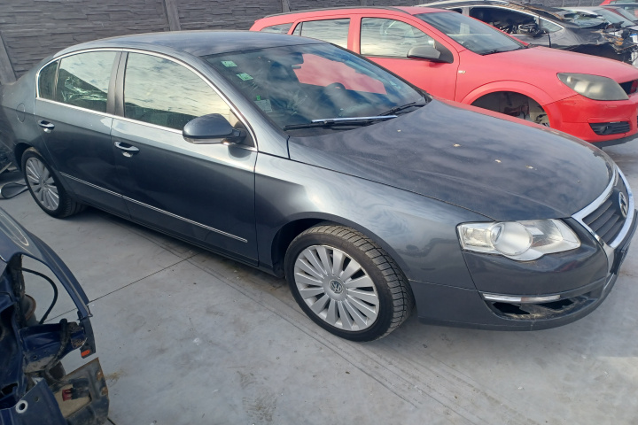 Compresor AC 2.0CTDI CBDC 5N0820803 Volkswagen VW Passat B6 [2005 - 2010] Sedan 4-usi 2.0 TDI 4Motion MT (140 hp)