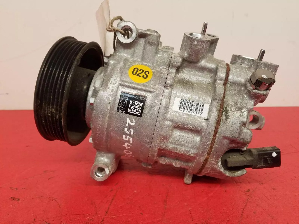 Compresor AC 5Q0816803D VW Passat CC (357) 1.4 TSI MultiFuel 160 cai